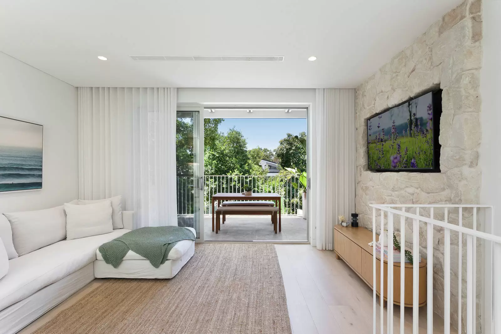 11 Frederick Street, Coogee Auction by Sydney Sotheby's International Realty - image 3