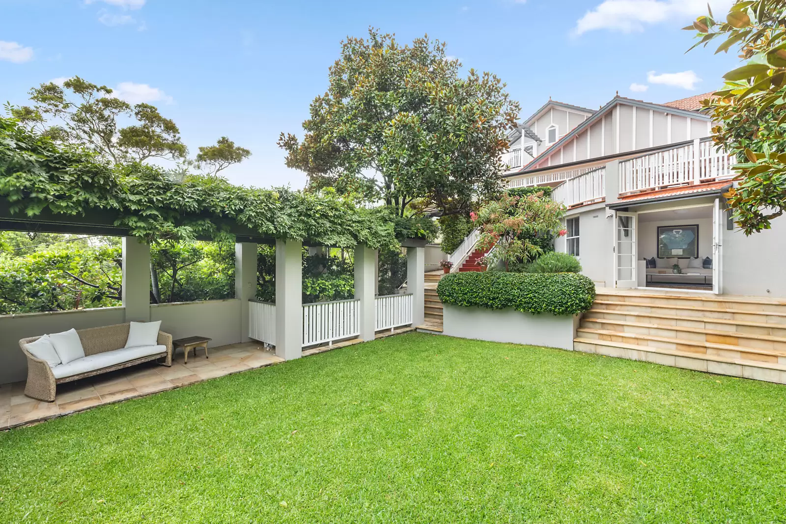 23 Dans Avenue, Coogee Auction by Sydney Sotheby's International Realty - image 1