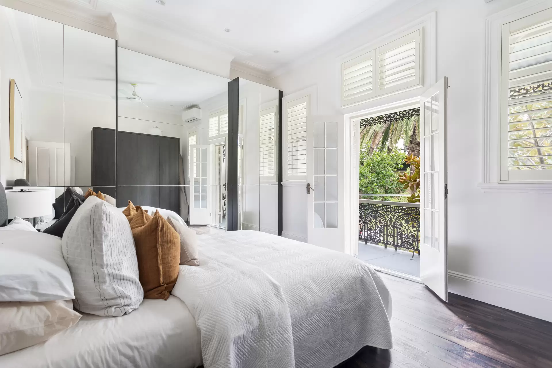 8 Alma Street, Paddington Auction by Sydney Sotheby's International Realty - image 1