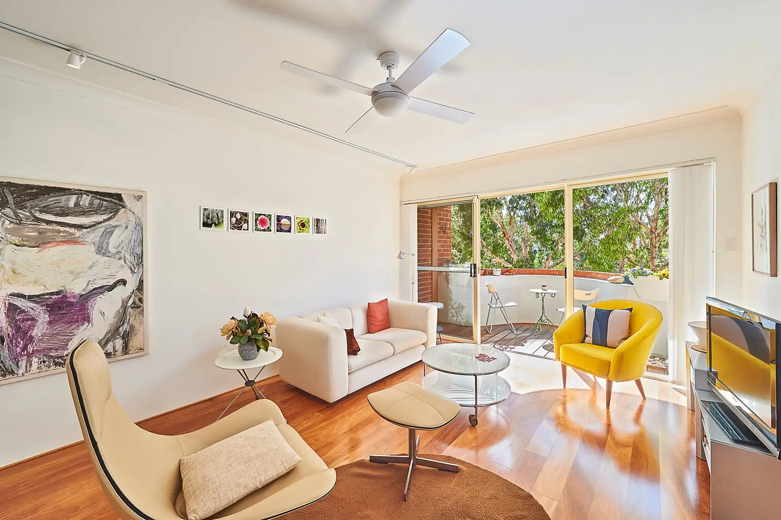 6/50-52 Beach Road, Bondi Beach Sold by Sydney Sotheby's International Realty - image 2