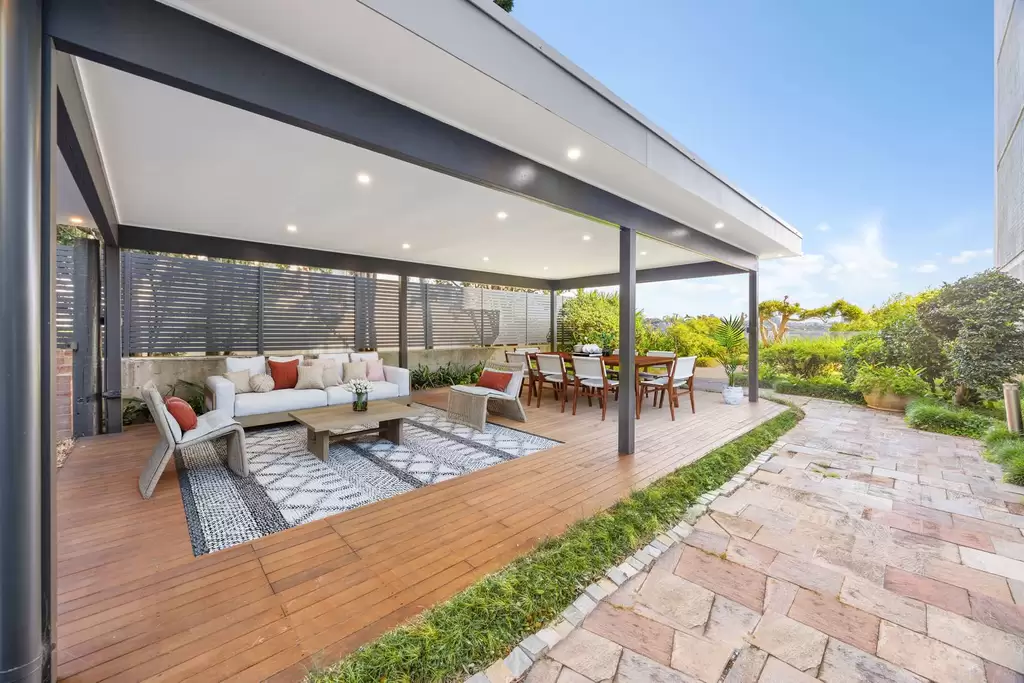 1/45 Wolseley Road, Point Piper Leased by Sydney Sotheby's International Realty