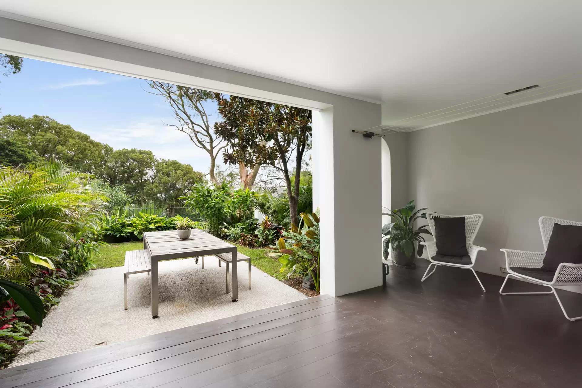 21 Flinton Street, Paddington Sold by Sydney Sotheby's International Realty - image 1