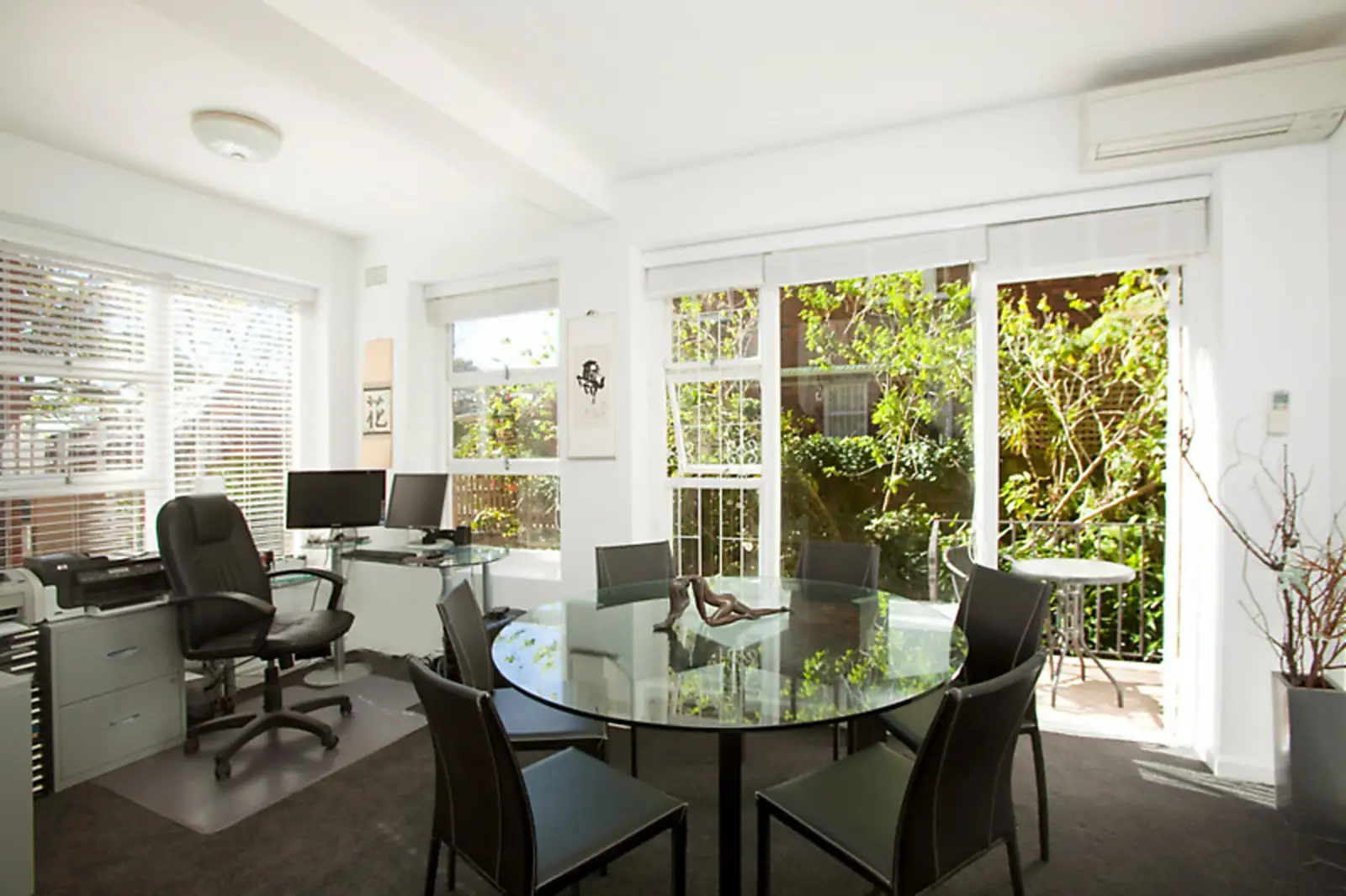 'Annerley' 5/6 Holt Street, Double Bay Sold by Sydney Sotheby's International Realty - image 2
