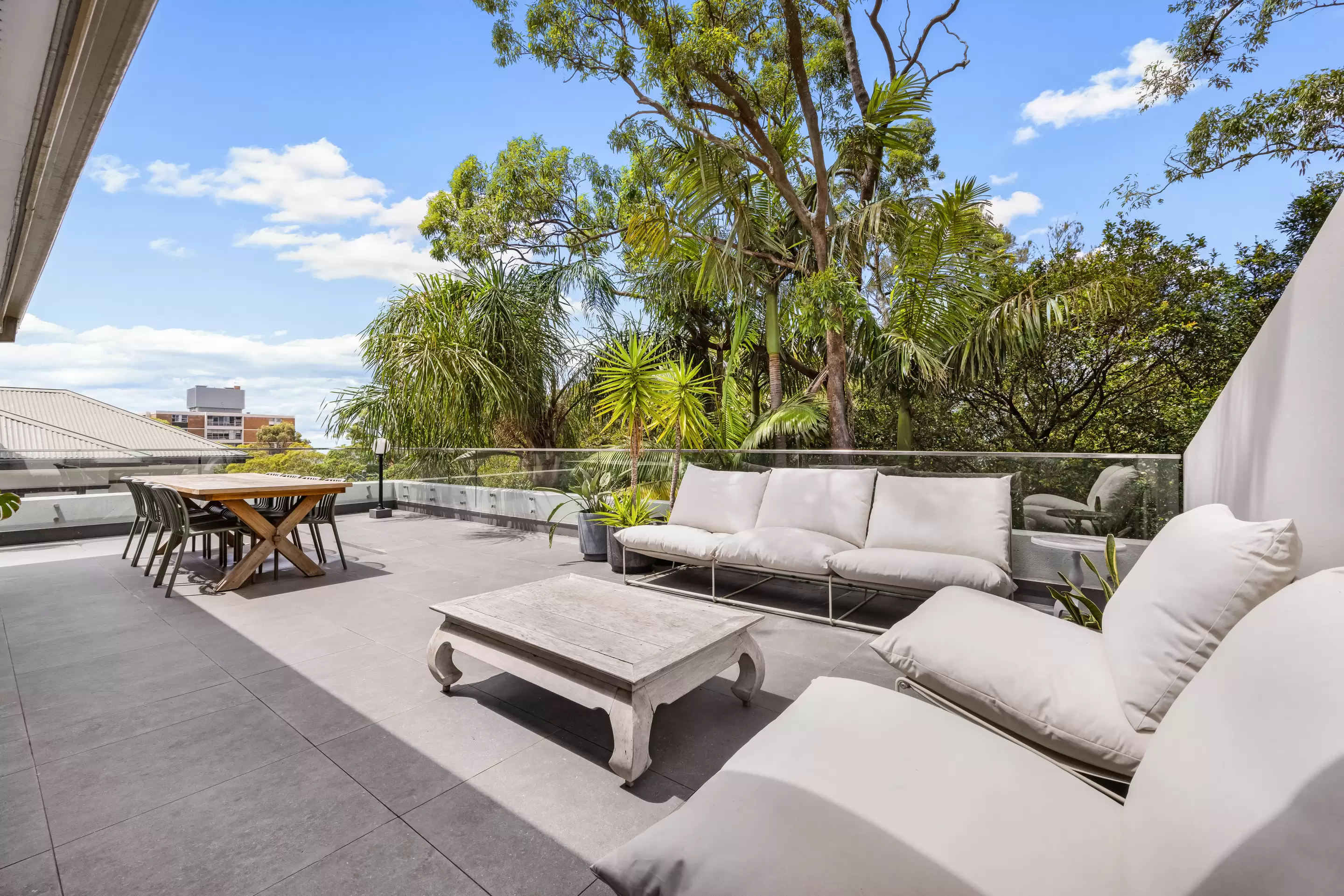 7/33-35 Rae Street, Randwick Auction by Sydney Sotheby's International Realty - image 1