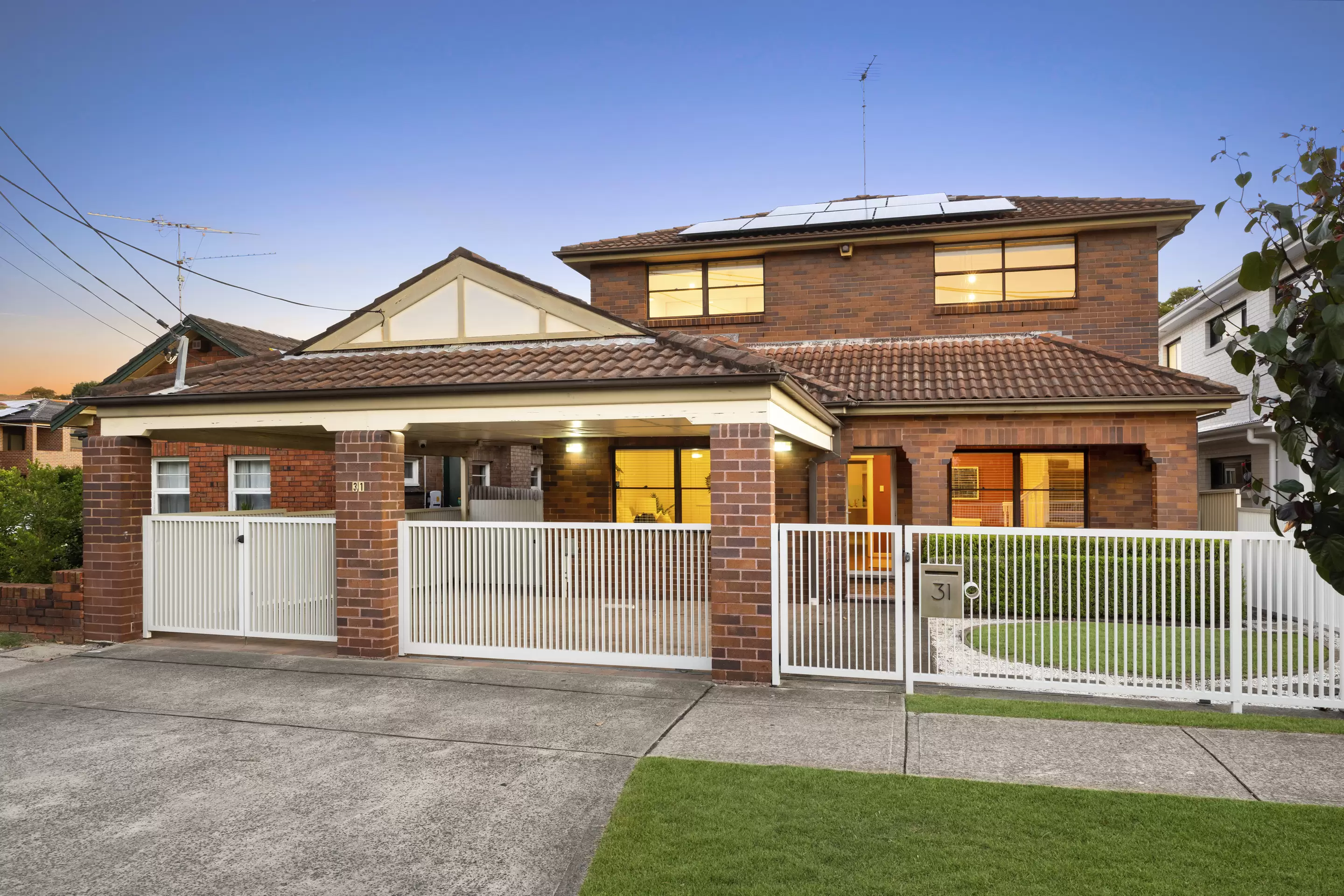 31 Chichester Street, Maroubra Auction by Sydney Sotheby's International Realty - image 1