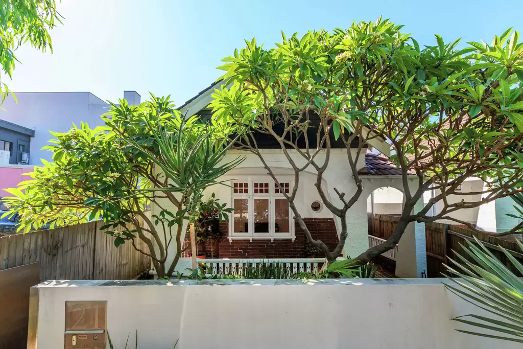 21 Chambers Avenue, Bondi Beach Sold by Sydney Sotheby's International Realty