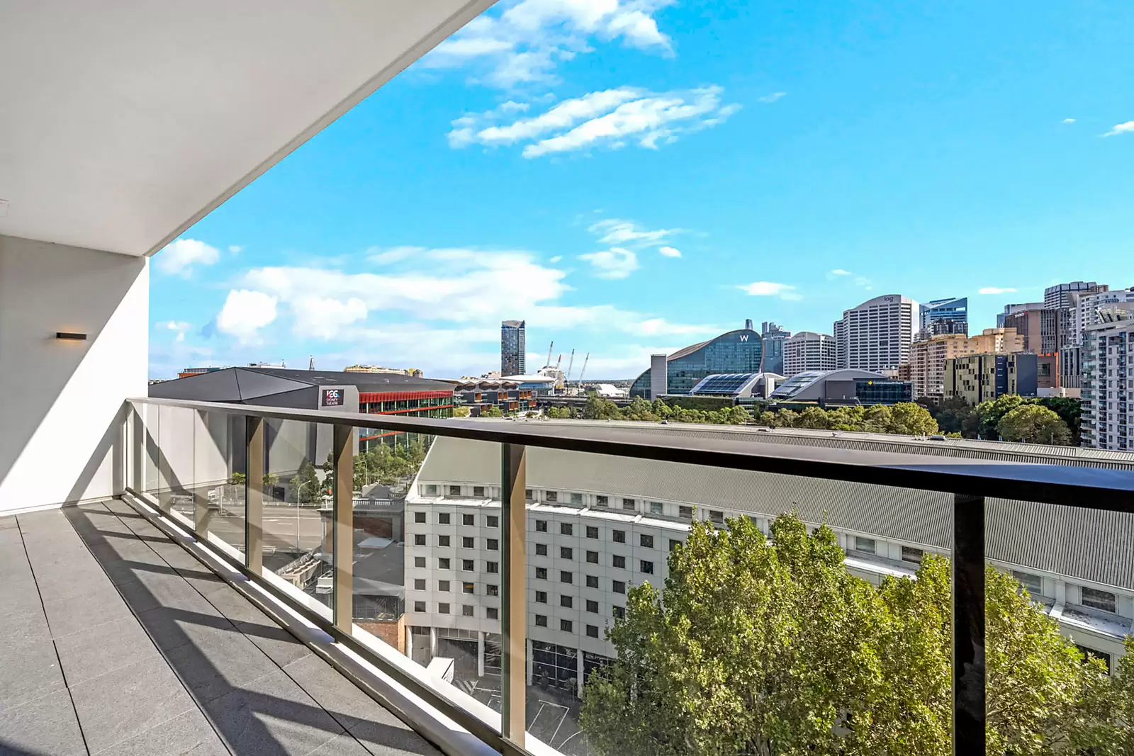 1004/81 Harbour Street, Haymarket For Sale by Sydney Sotheby's International Realty - image 3