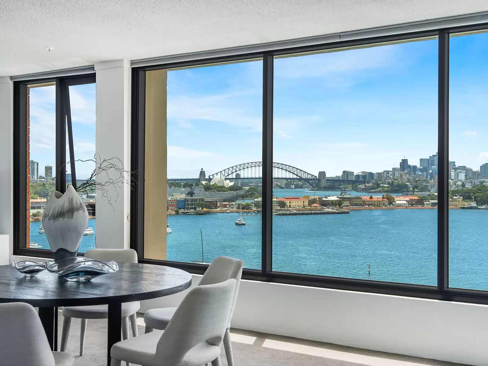 7C/21 Thornton Street, Darling Point Auction by Sydney Sotheby's International Realty - image 1