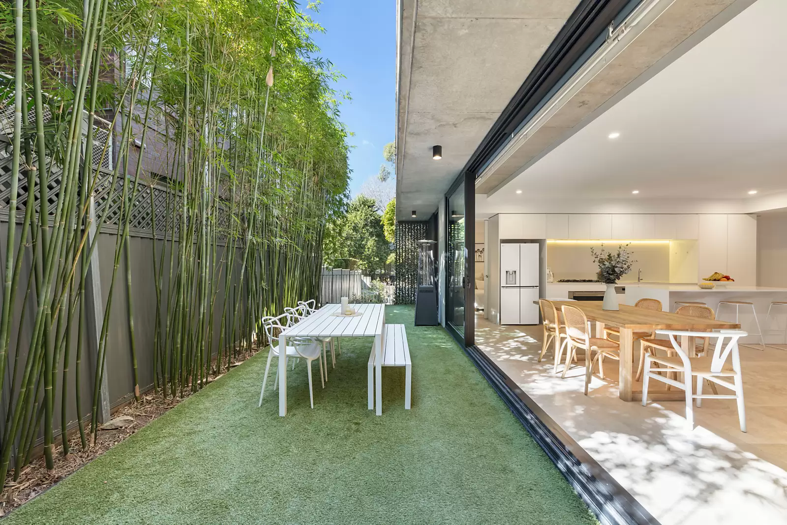 6/97 Carrington Road, Coogee Auction by Sydney Sotheby's International Realty - image 1