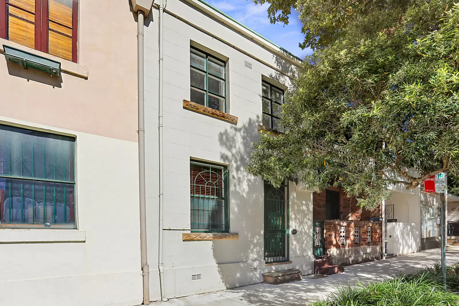 166 Crown Street, Darlinghurst Auction by Sydney Sotheby's International Realty - image 5