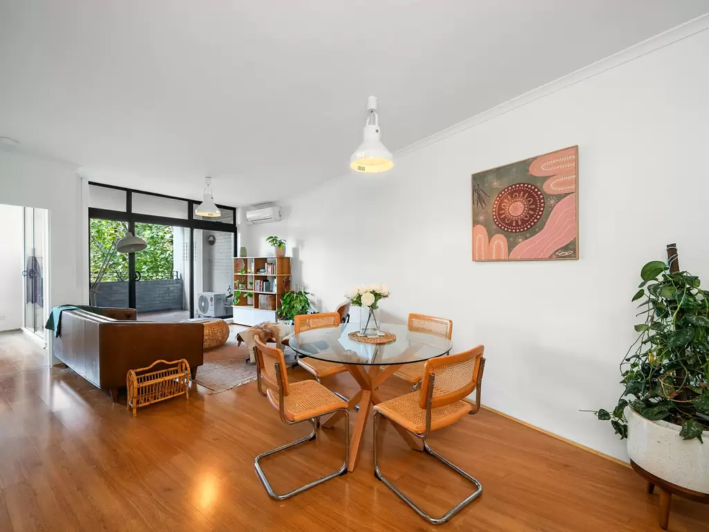 24/3-13 Erskineville Road, Newtown Auction by Sydney Sotheby's International Realty