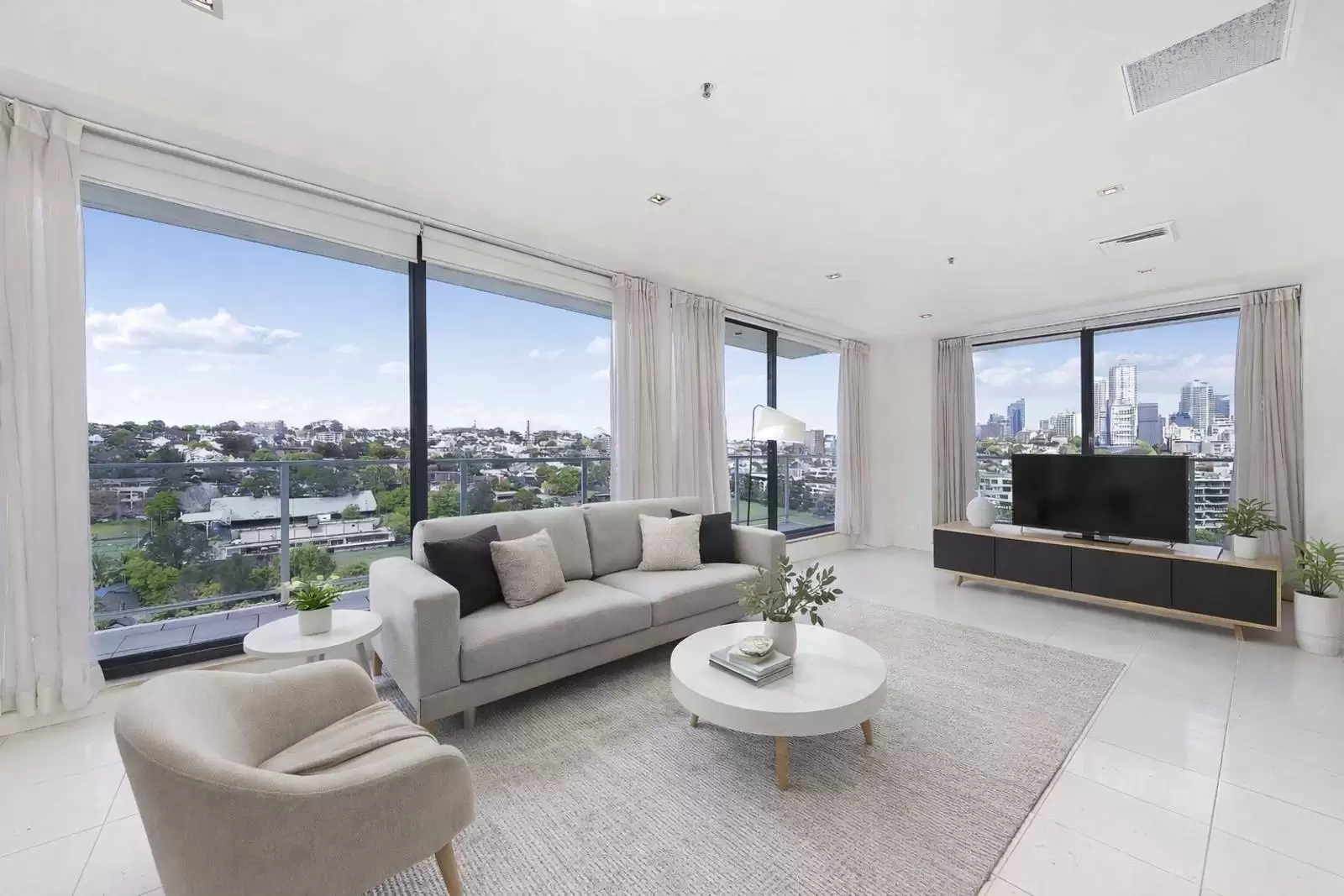 1008/85 New South Head Road, Edgecliff For Lease by Sydney Sotheby's International Realty - image 1