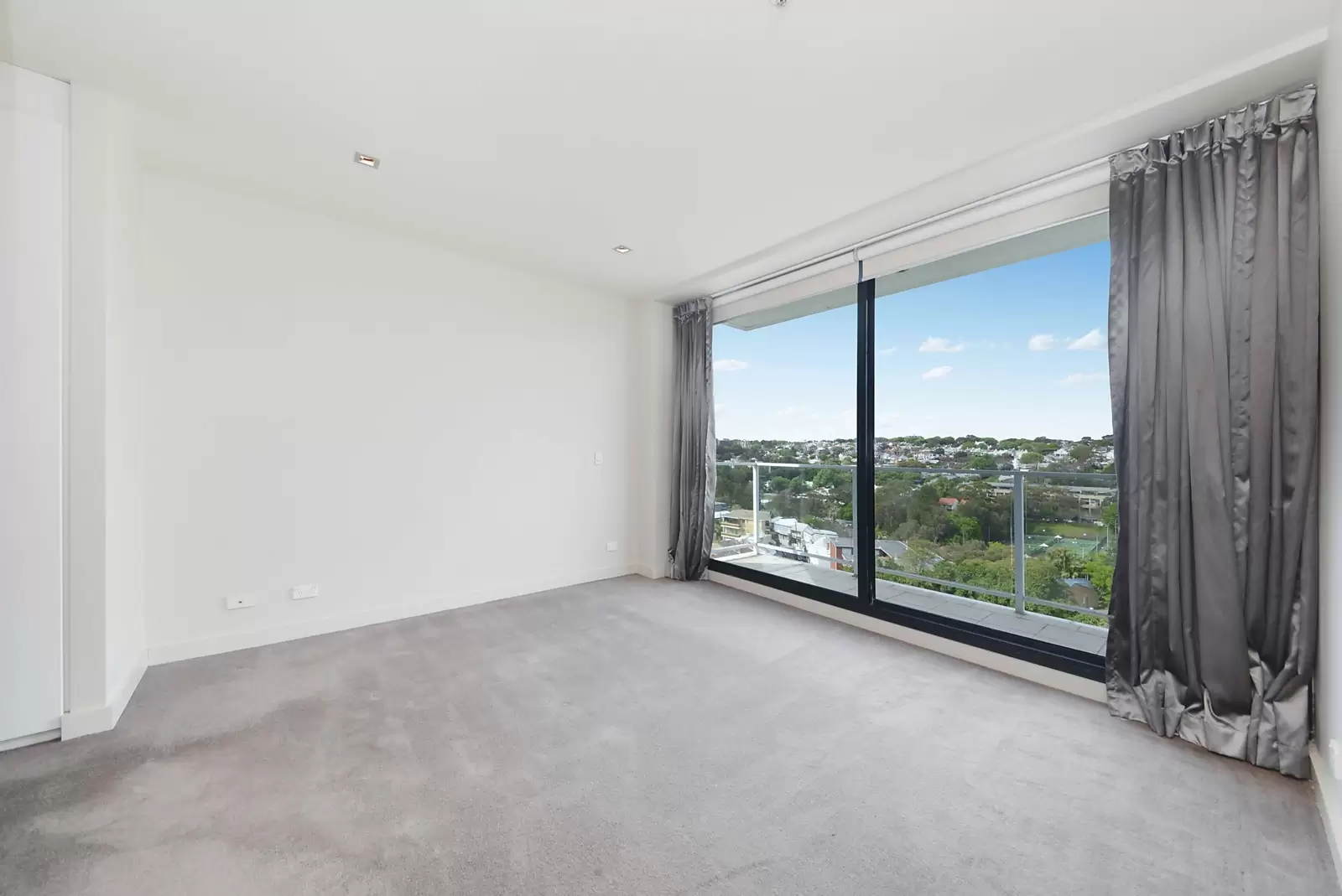 1008/85 New South Head Road, Edgecliff Leased by Sydney Sotheby's International Realty - image 3
