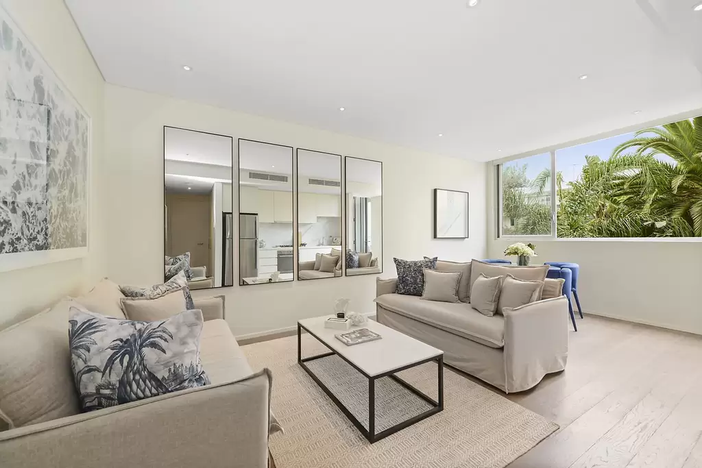 7/19 Young Street, Vaucluse For Sale by Sydney Sotheby's International Realty