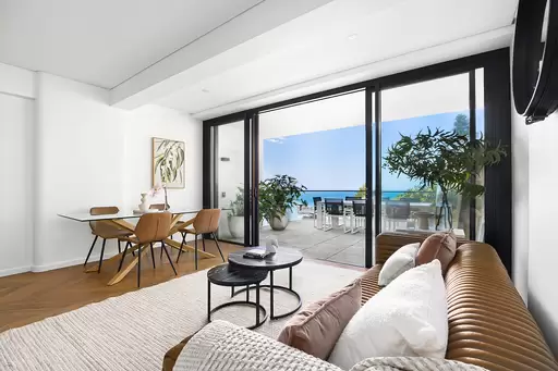 7/20 Illawong Avenue, Tamarama Auction by Sydney Sotheby's International Realty