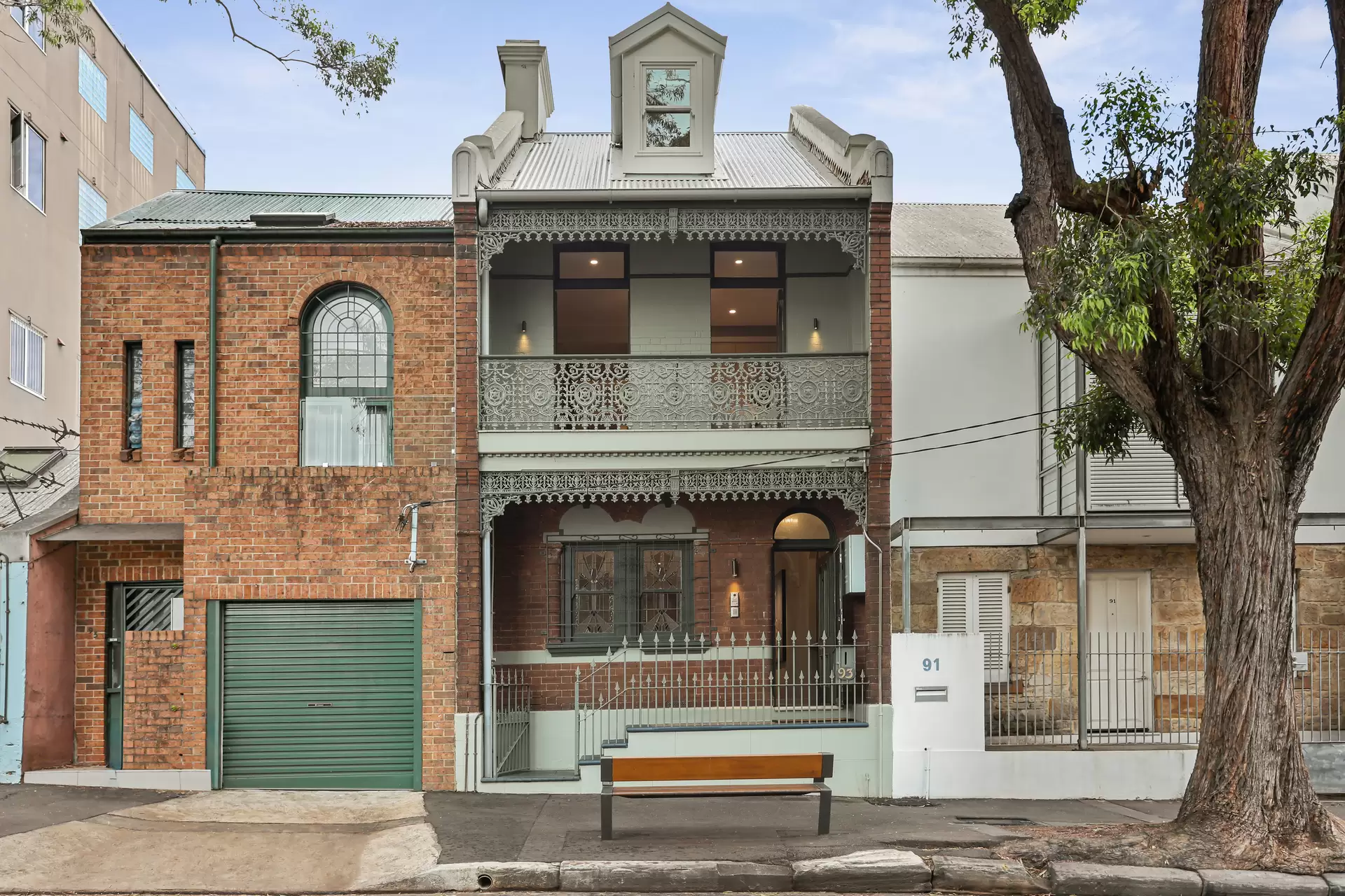 93 Stanley Street, Darlinghurst Auction by Sydney Sotheby's International Realty - image 1