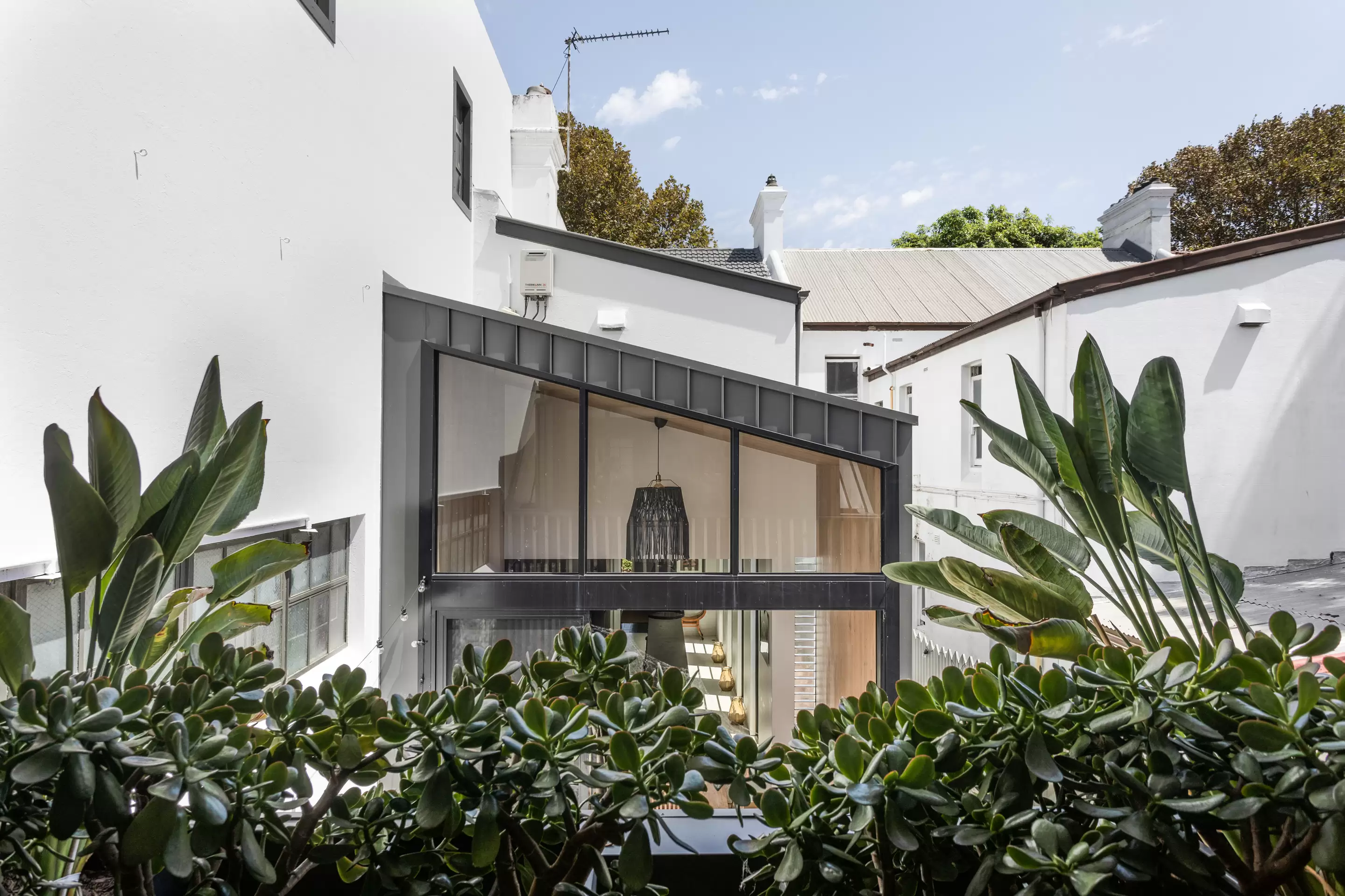 720 Bourke Street, Redfern Auction by Sydney Sotheby's International Realty - image 14