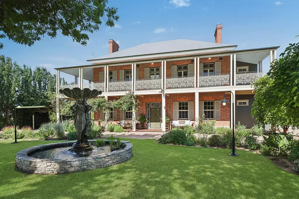 7 Lawson Street, Mudgee For Sale by Sydney Sotheby's International Realty