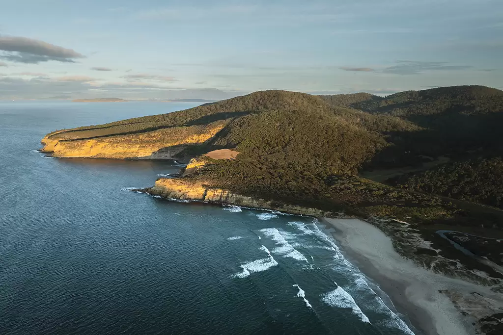 Roaring Beach, Nubeena Auction by Sydney Sotheby's International Realty