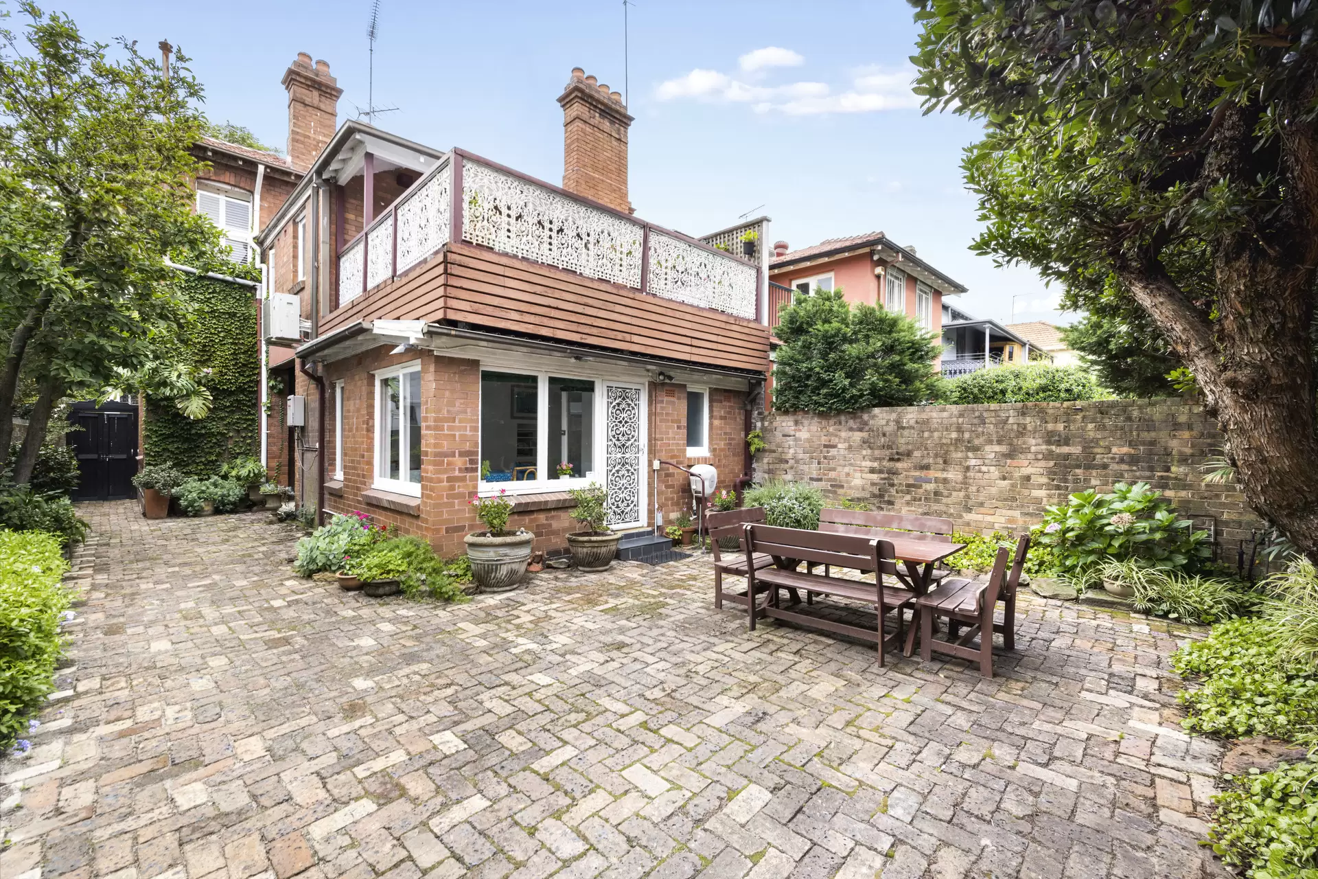 57 Cross Street, Double Bay Auction by Sydney Sotheby's International Realty - image 3