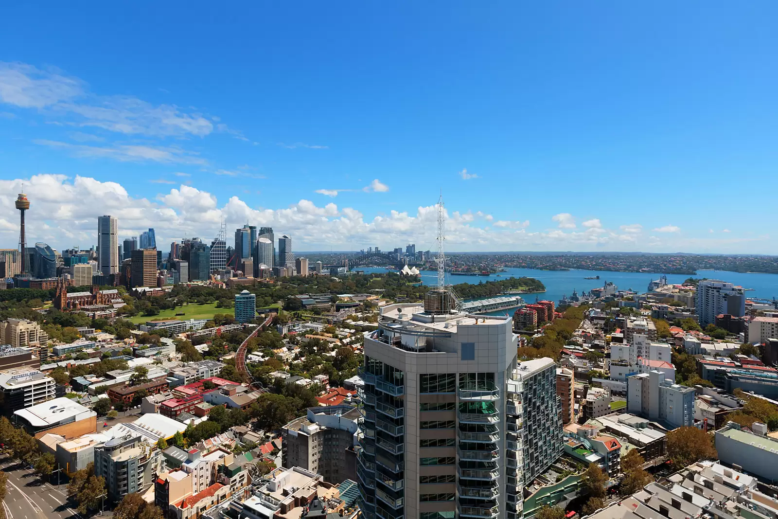 3502/1 Kings Cross Road, Darlinghurst For Sale by Sydney Sotheby's International Realty - image 6