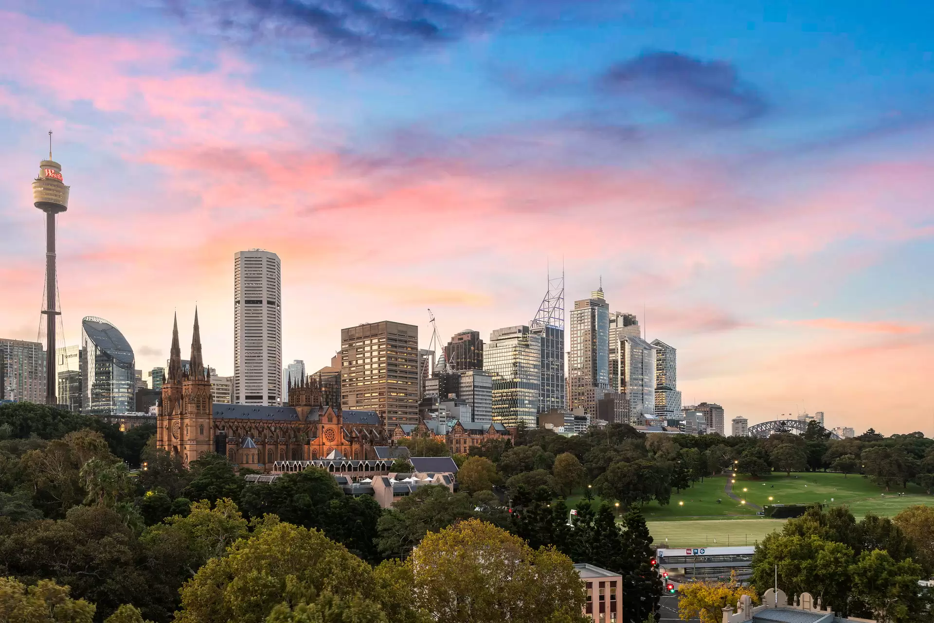 908/63 Crown Street, Woolloomooloo Auction by Sydney Sotheby's International Realty - image 1