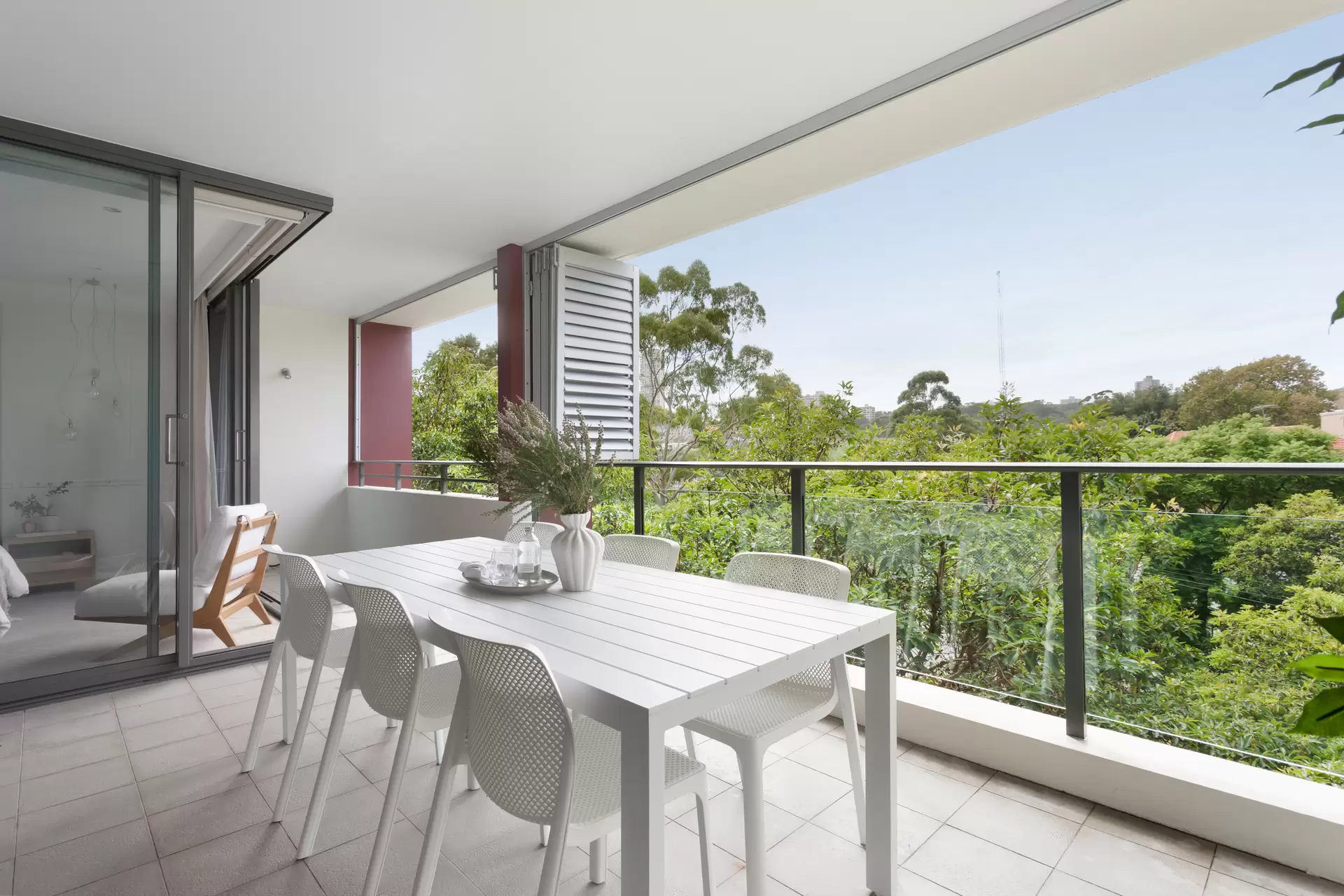 35/16 Neild Avenue, Darlinghurst Auction by Sydney Sotheby's International Realty - image 1