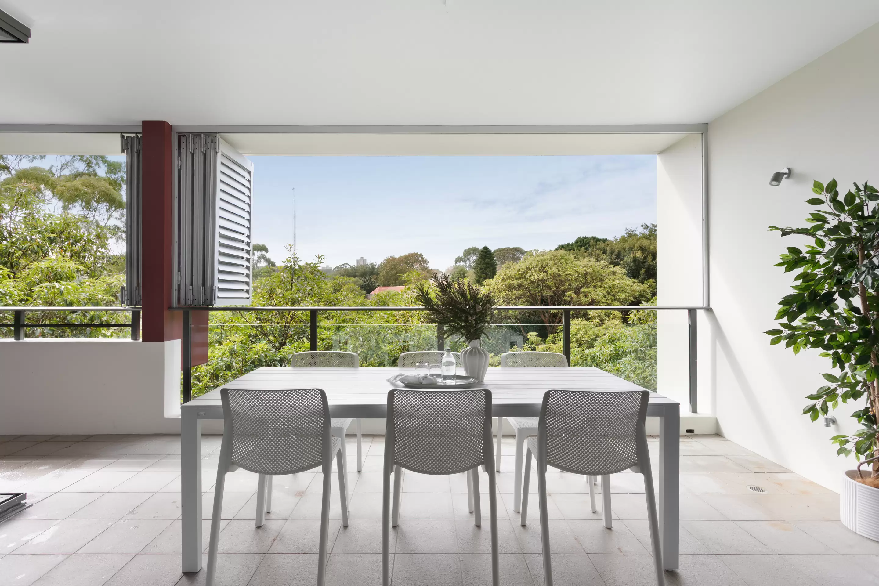 35/16 Neild Avenue, Darlinghurst Auction by Sydney Sotheby's International Realty - image 5