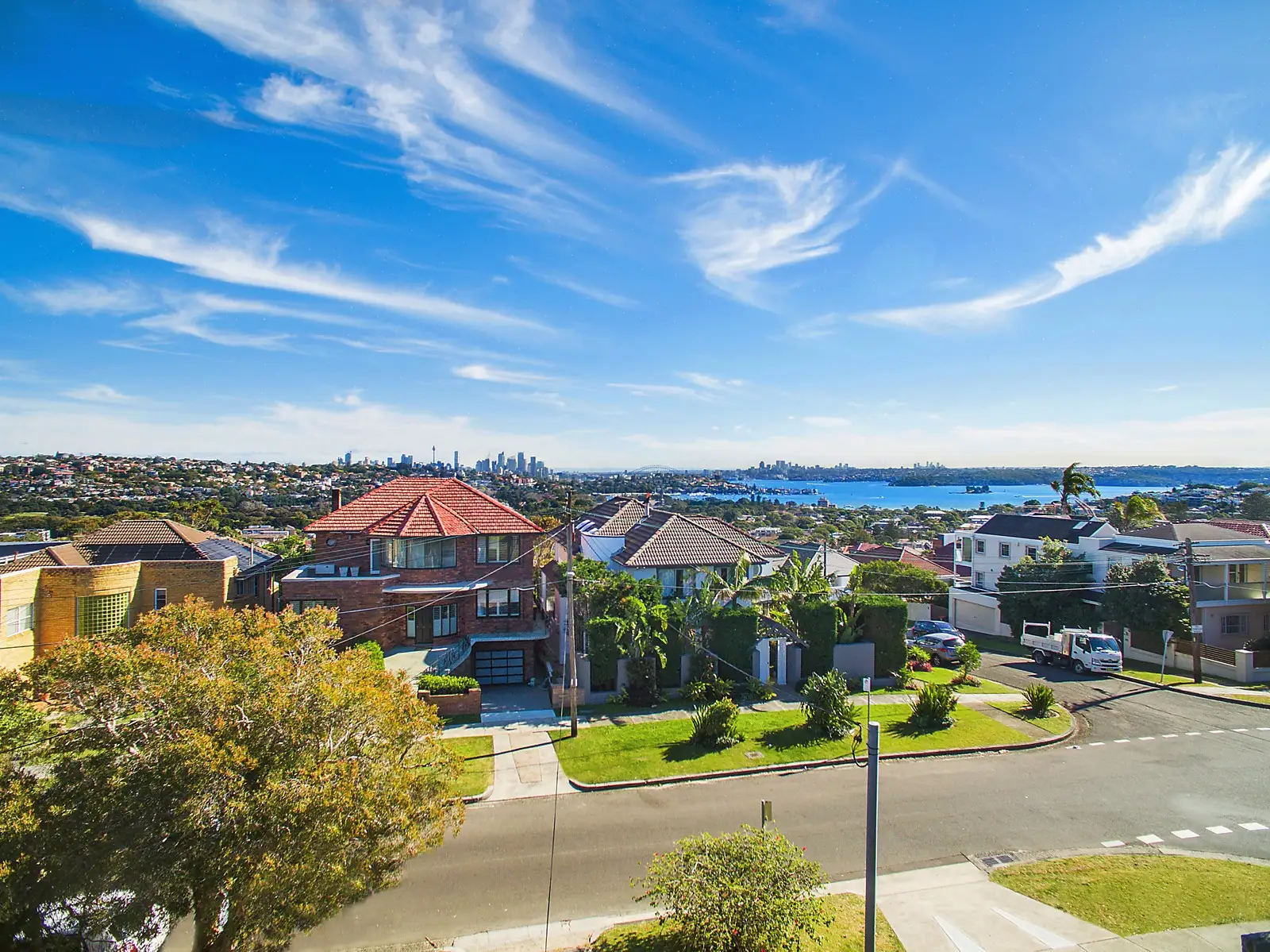 54 Wallangra Road, Dover Heights Sold by Sydney Sotheby's International Realty - image 1