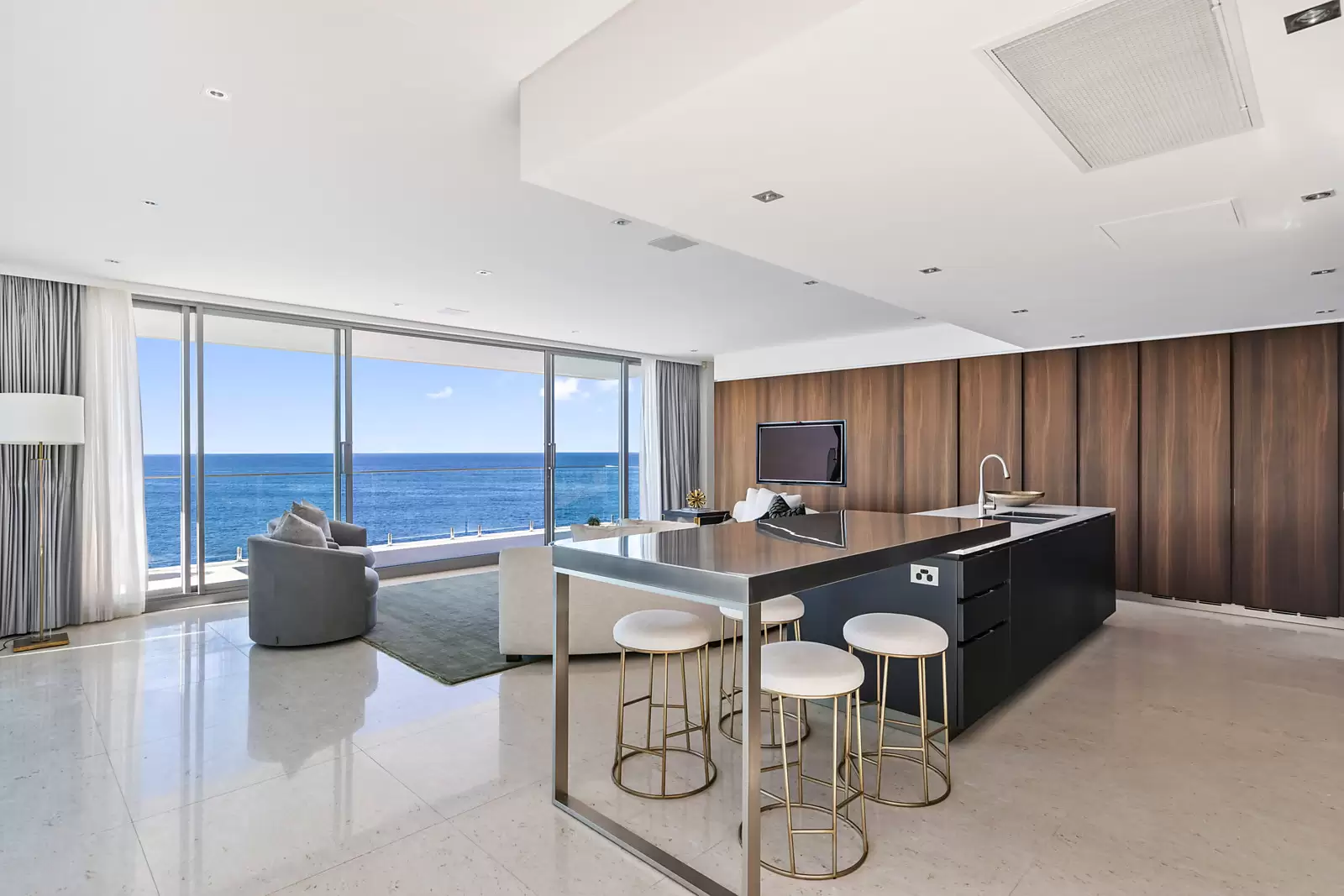 17-19 Seaside Parade, South Coogee Auction by Sydney Sotheby's International Realty - image 22