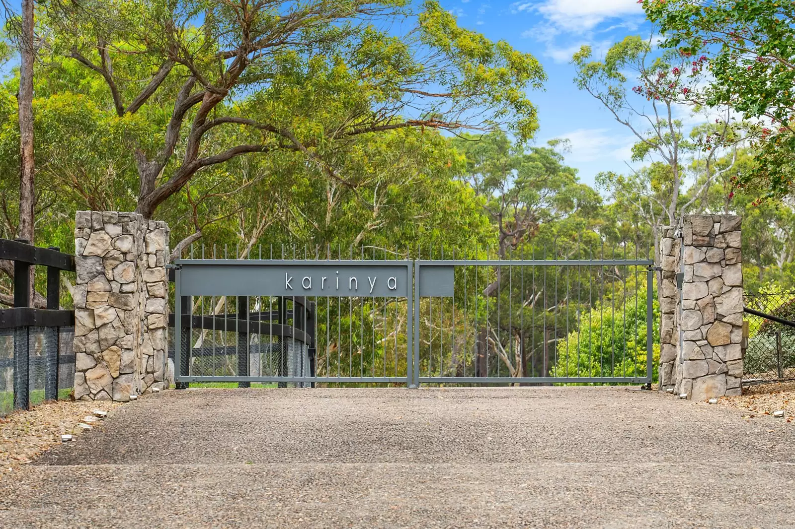 26 Geelans Road, Arcadia For Sale by Sydney Sotheby's International Realty - image 2