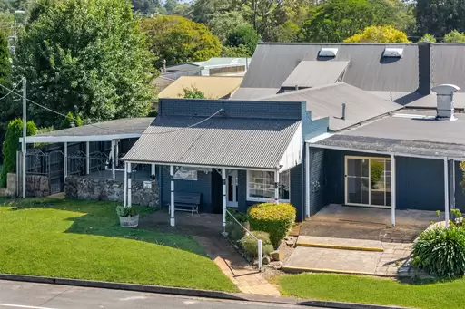 72 Hoddle Street, Robertson For Sale by Sydney Sotheby's International Realty