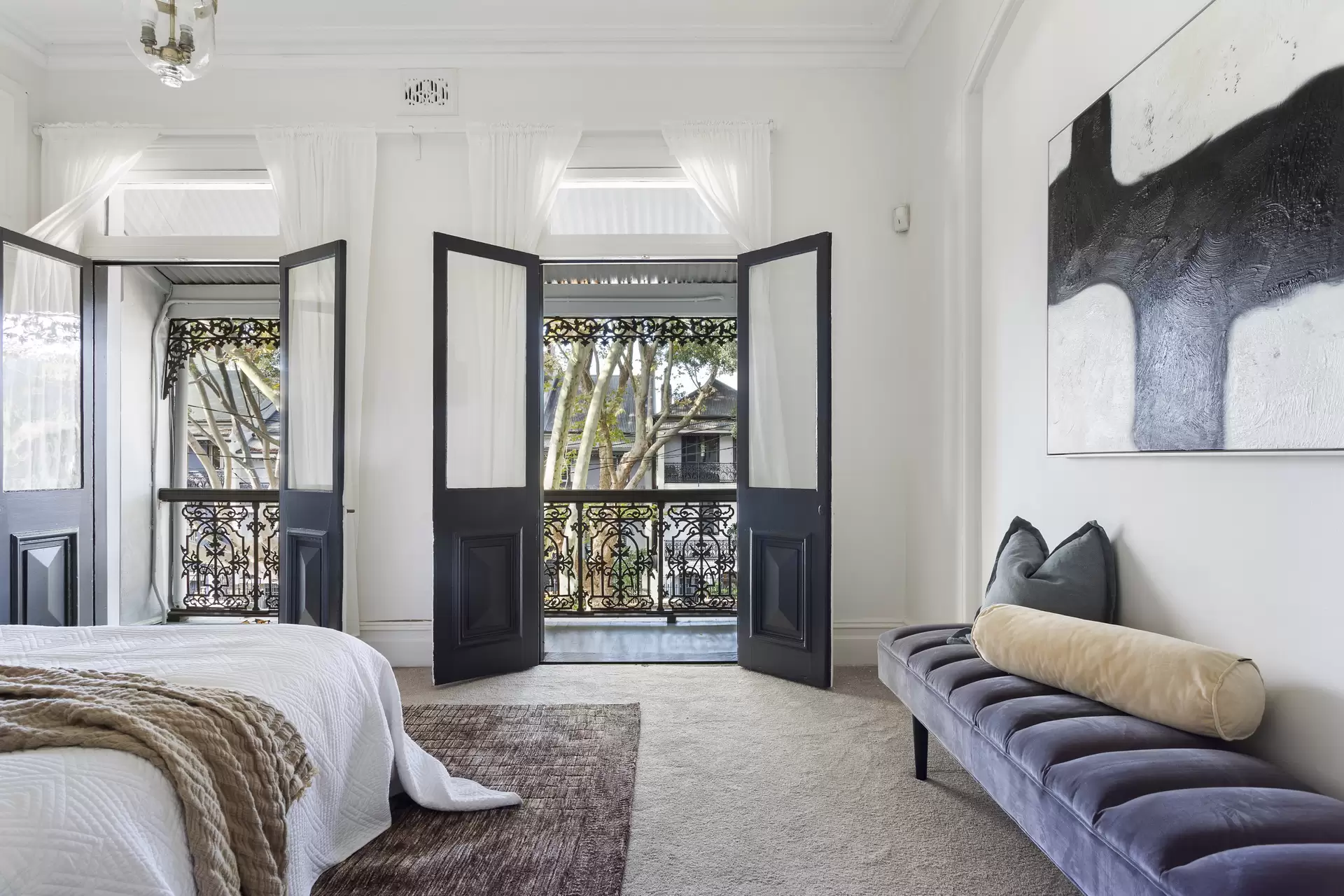 101 Paddington Street, Paddington Auction by Sydney Sotheby's International Realty - image 1