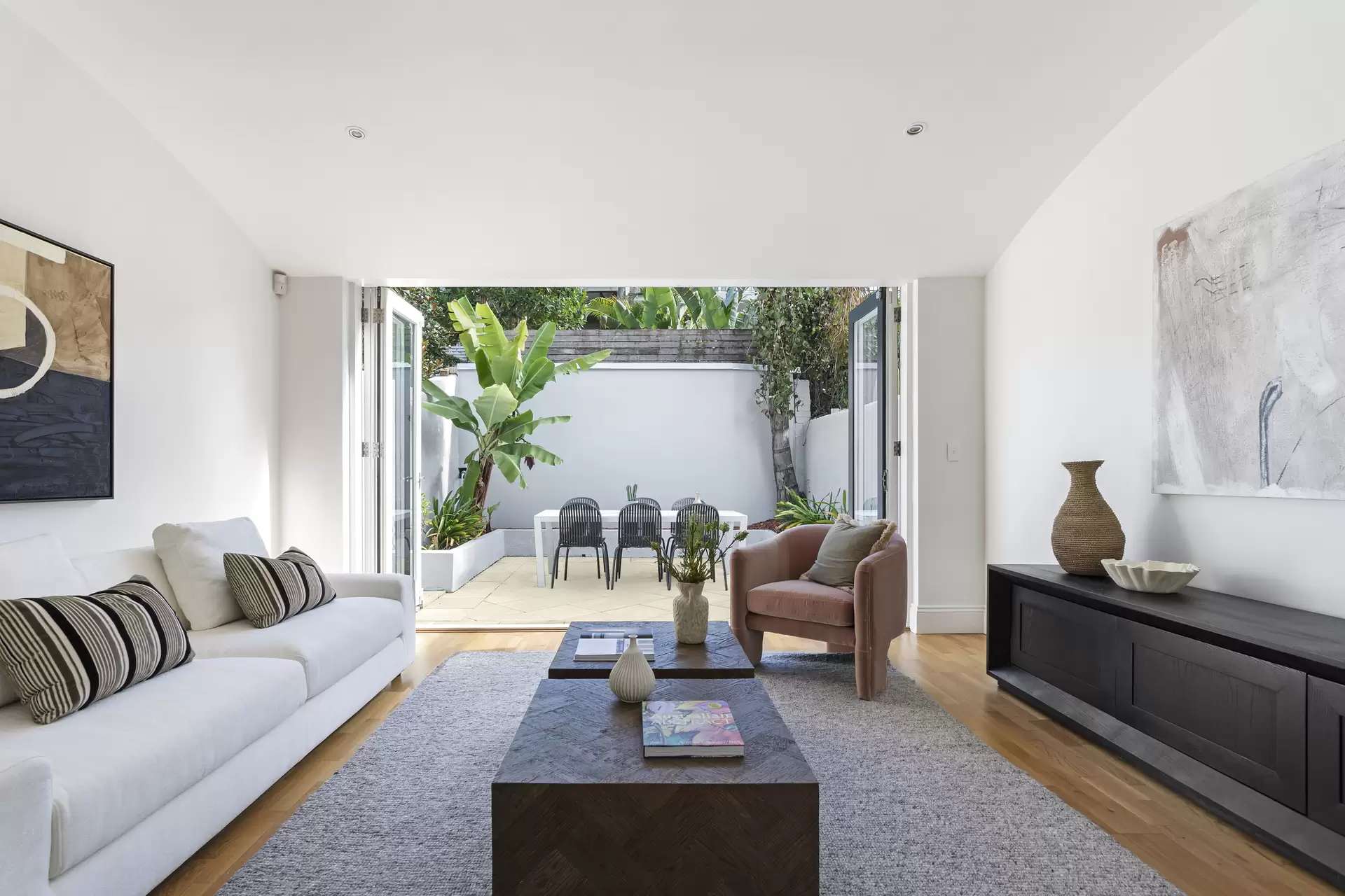 101 Paddington Street, Paddington Auction by Sydney Sotheby's International Realty - image 1