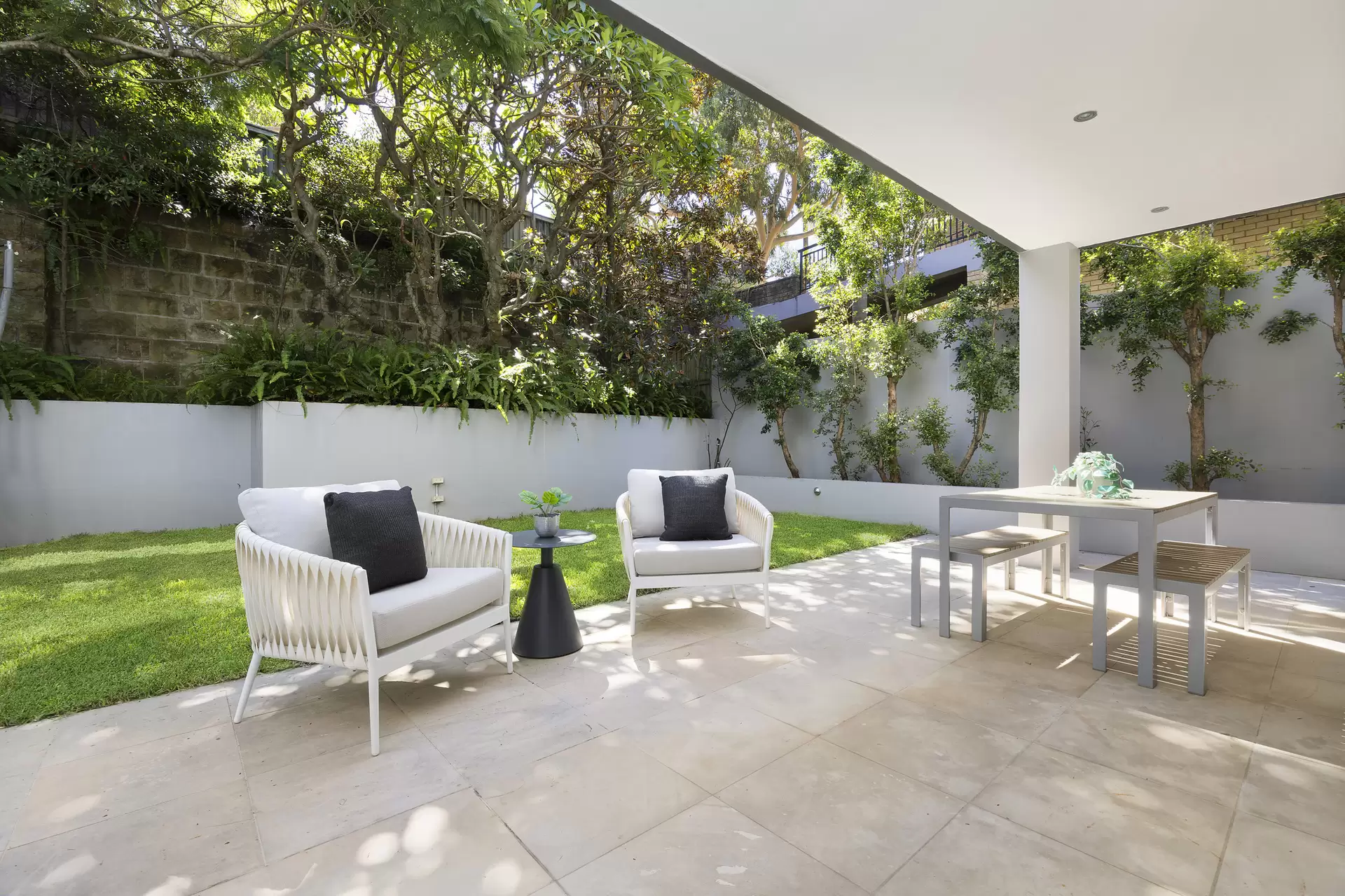 1/12 Kurrawa Avenue, Coogee For Sale by Sydney Sotheby's International Realty - image 3