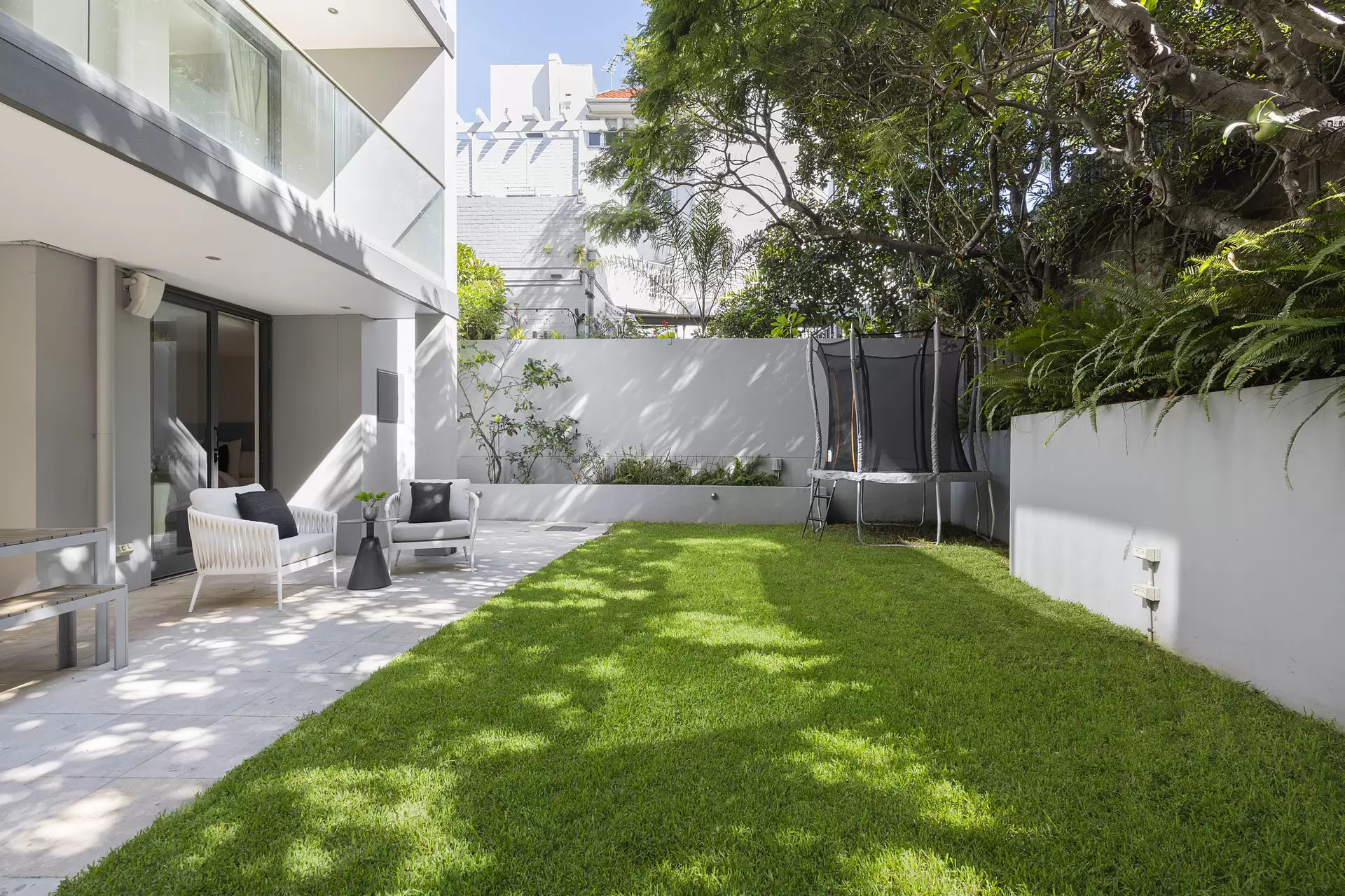 1/12 Kurrawa Avenue, Coogee For Sale by Sydney Sotheby's International Realty - image 2