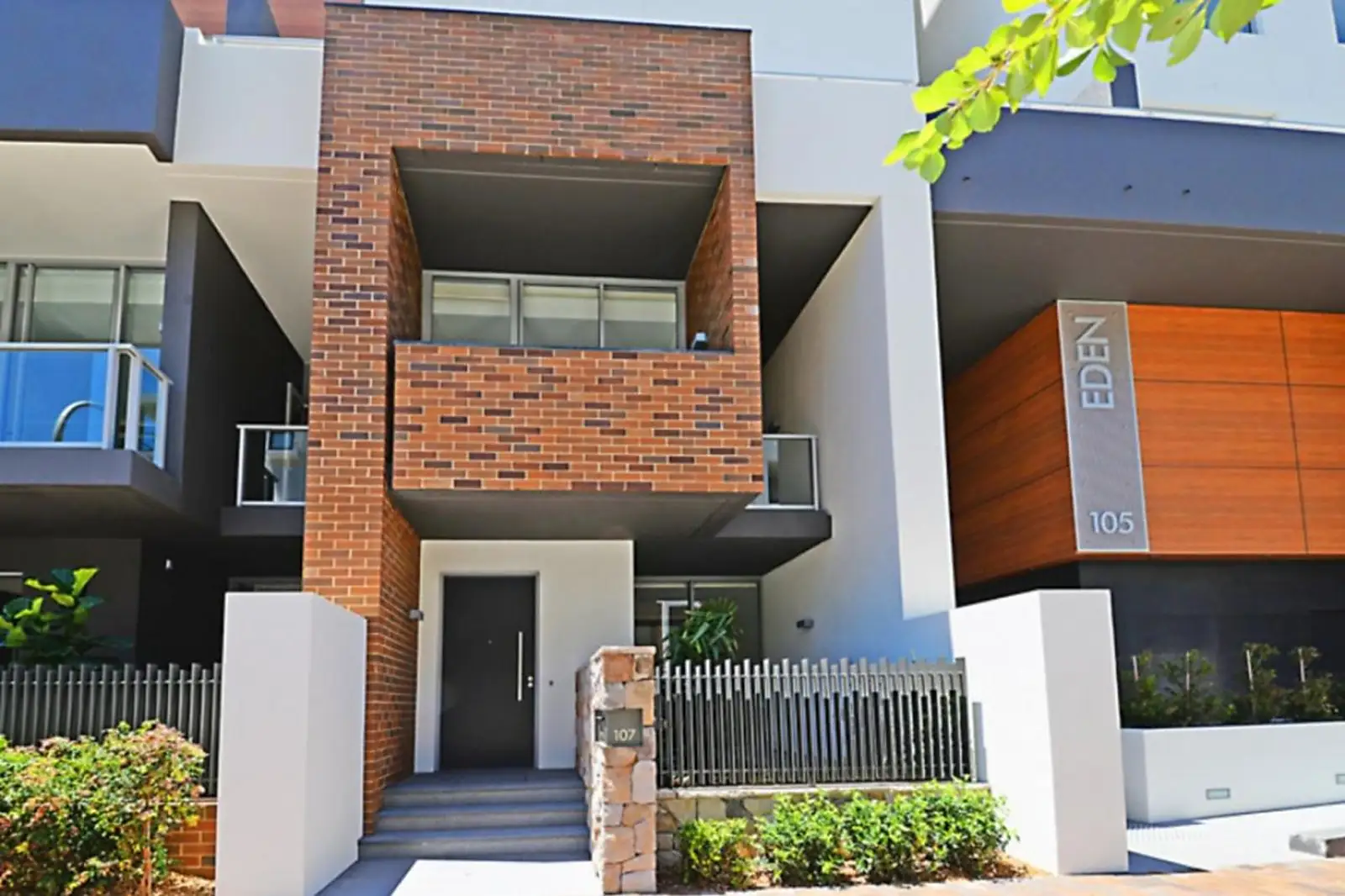 107 Ross Street, Forest Lodge Leased by Sydney Sotheby's International Realty - image 1
