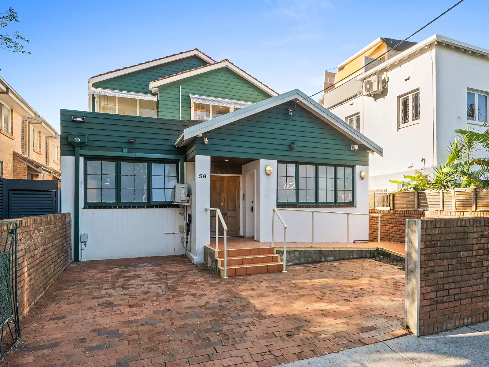 56 Warners Avenue, North Bondi Auction by Sydney Sotheby's International Realty - image 2