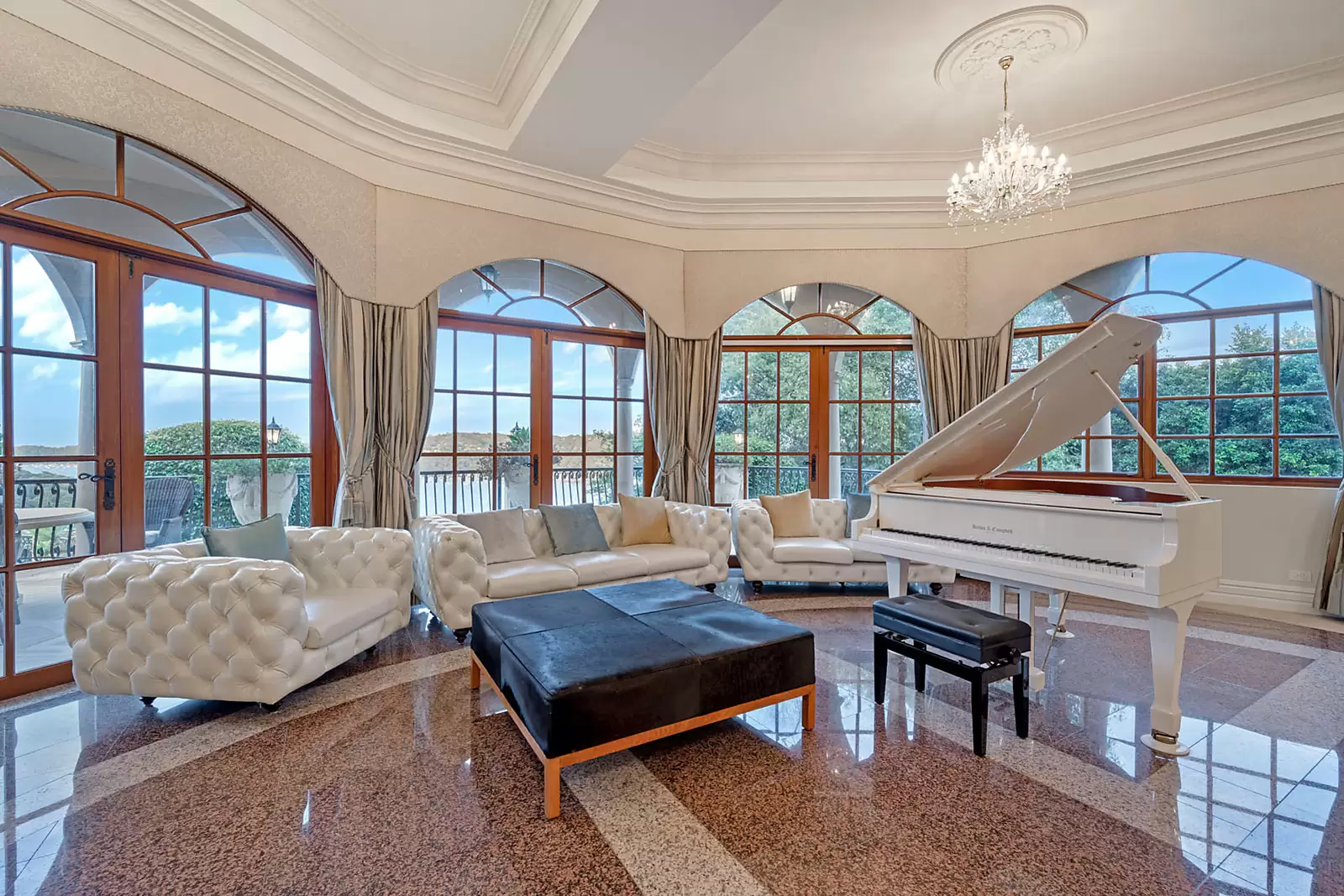 68 Minkara Road, Bayview For Sale by Sydney Sotheby's International Realty - image 9