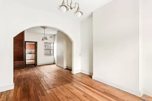 36 MacKenzie Street, Bondi Junction Auction by Sydney Sotheby's International Realty