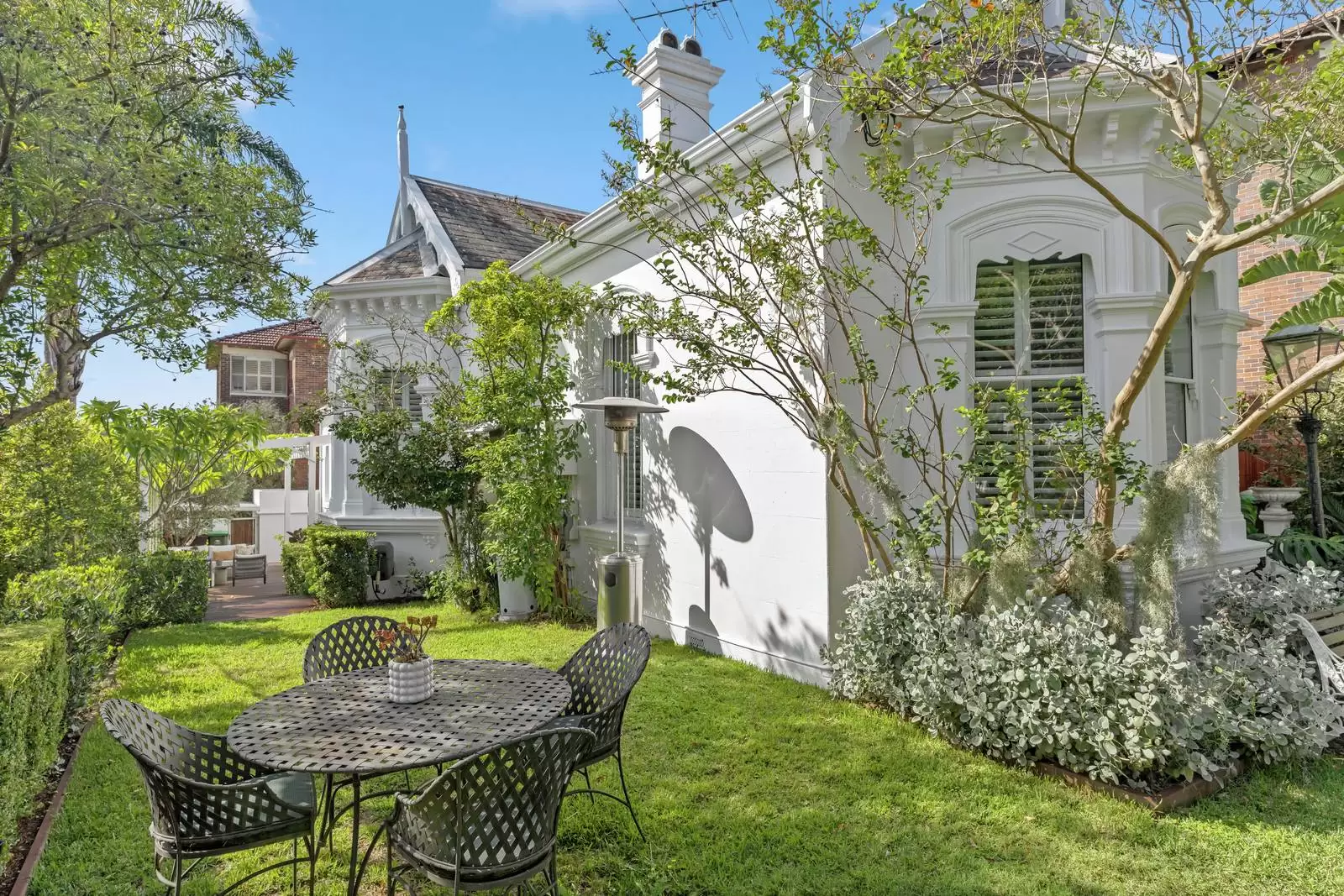 86 Coogee Bay Road, Coogee Auction by Sydney Sotheby's International Realty - image 19