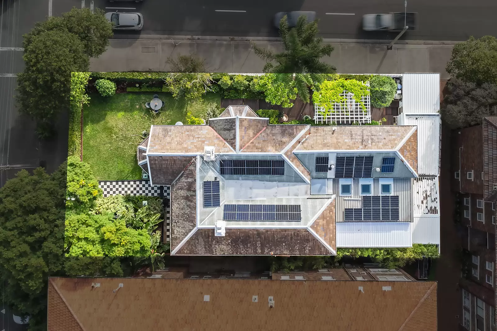 86 Coogee Bay Road, Coogee Auction by Sydney Sotheby's International Realty - image 8