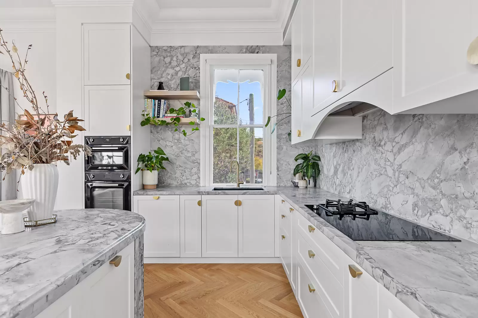 86 Coogee Bay Road, Coogee Auction by Sydney Sotheby's International Realty - image 9
