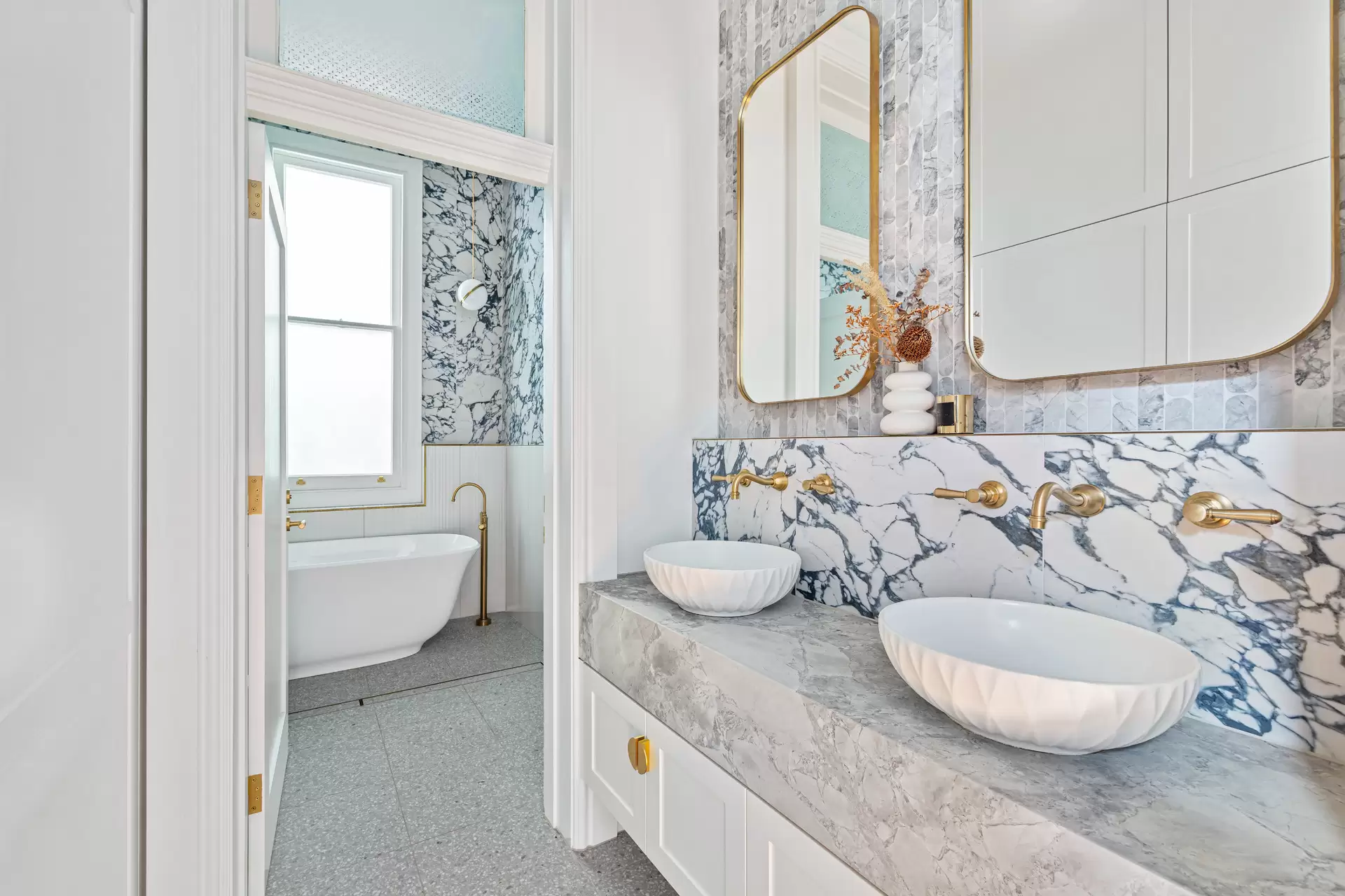 86 Coogee Bay Road, Coogee Auction by Sydney Sotheby's International Realty - image 14