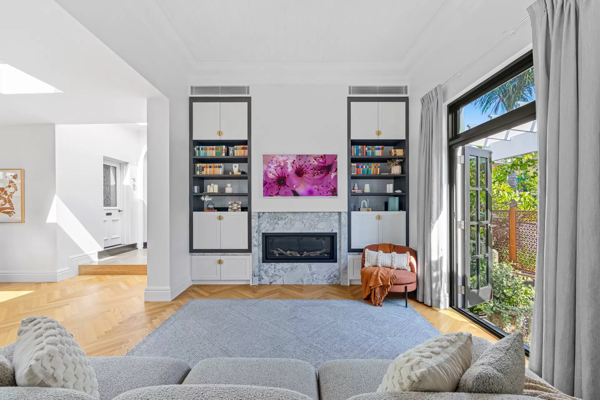 86 Coogee Bay Road, Coogee Auction by Sydney Sotheby's International Realty - image 4