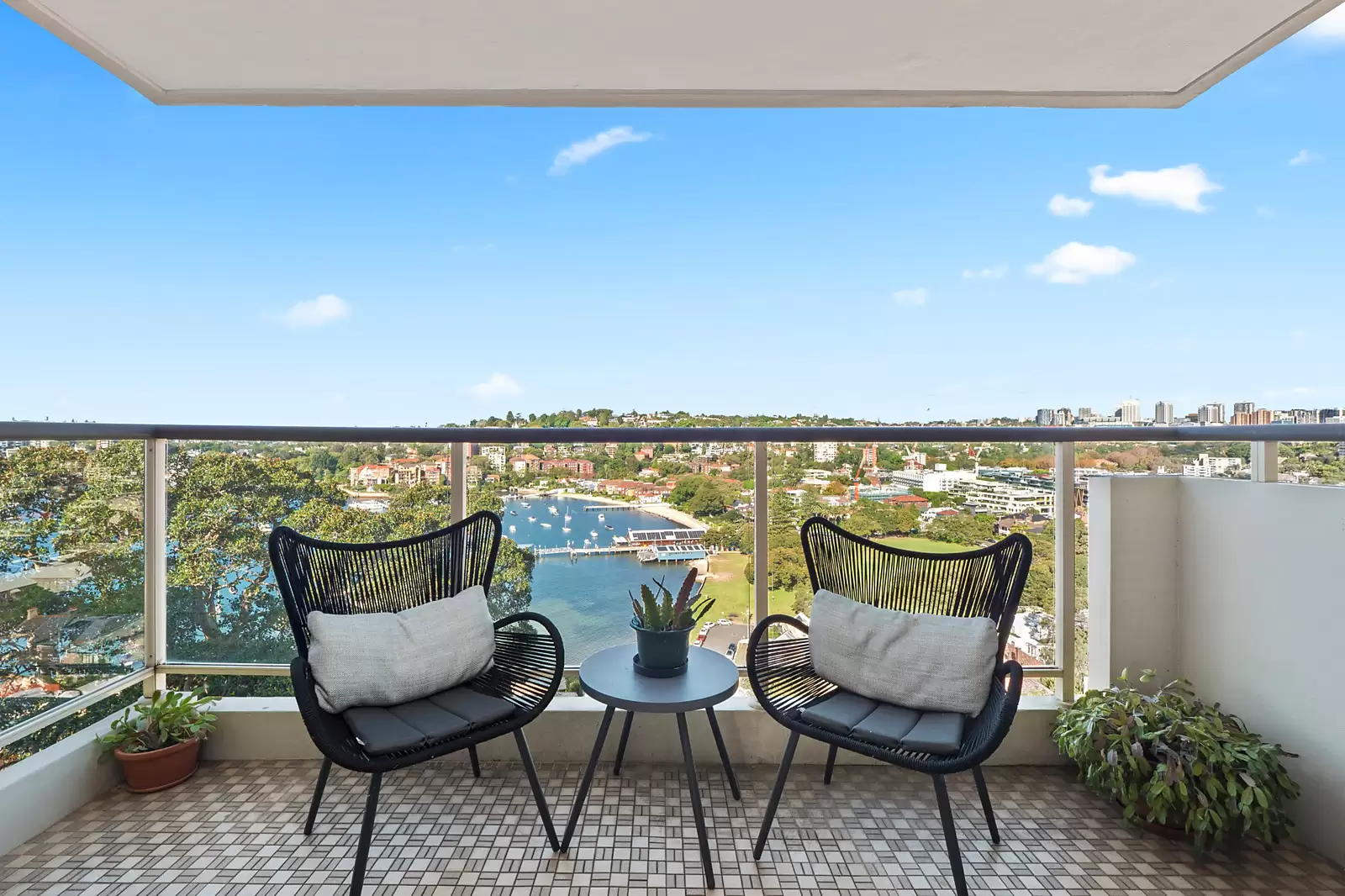 32/16-18 Eastbourne Road, Darling Point Auction by Sydney Sotheby's International Realty - image 4