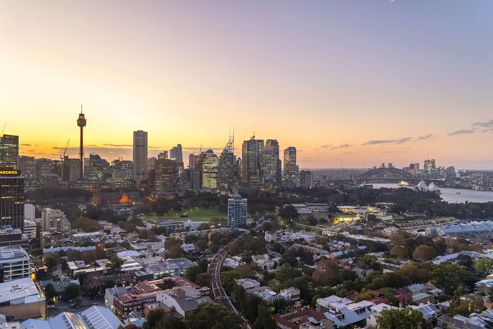 32B/82-94 Darlinghurst Road, Potts Point Auction by Sydney Sotheby's International Realty - image 3