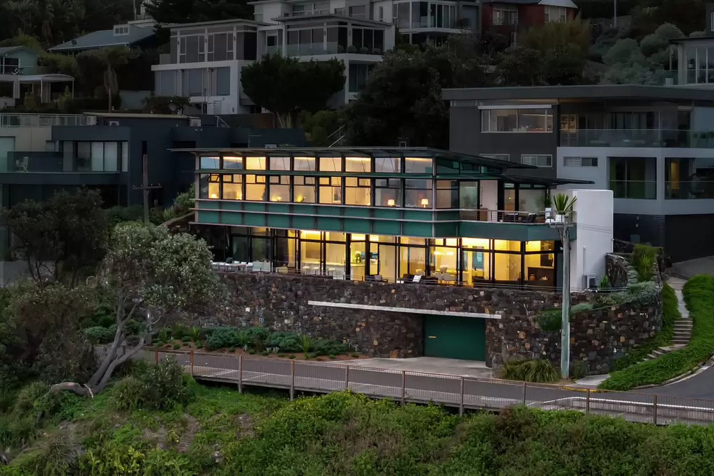 8 Alexandria Parade, South Coogee Auction by Sydney Sotheby's International Realty