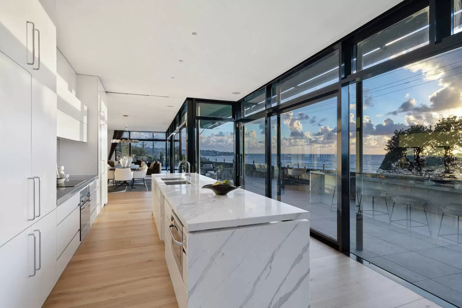 8 Alexandria Parade, South Coogee Auction by Sydney Sotheby's International Realty - image 11