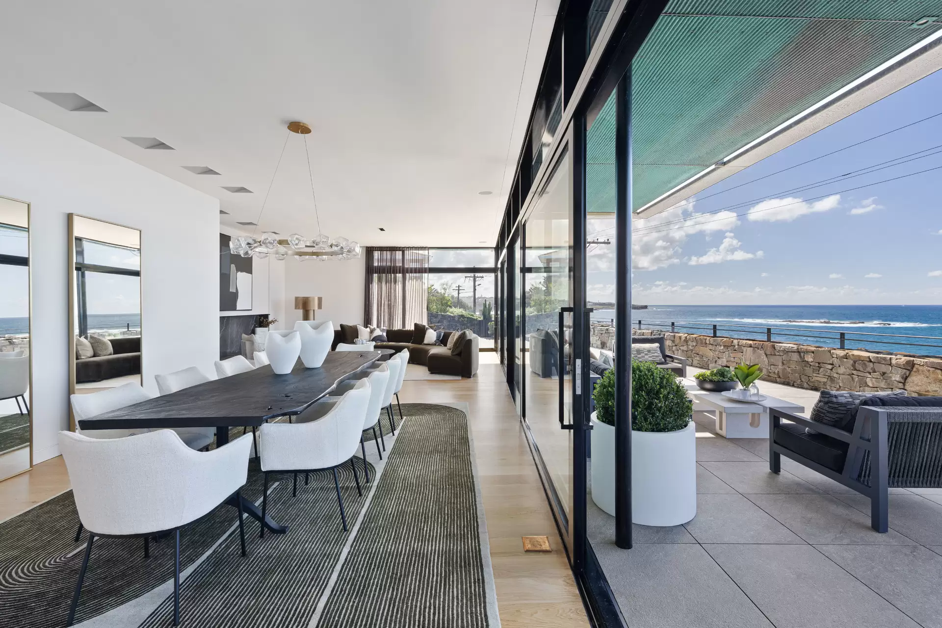 8 Alexandria Parade, South Coogee Sold by Sydney Sotheby's International Realty - image 14